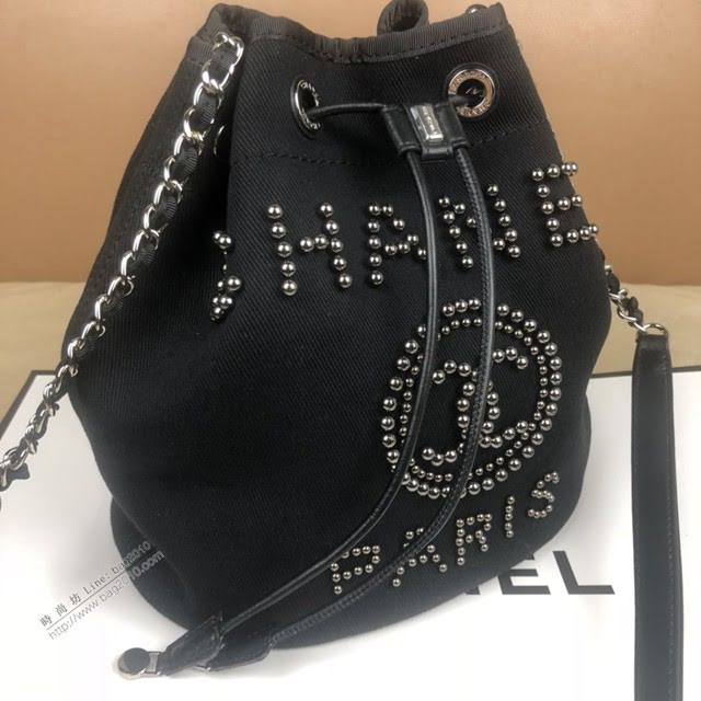 Chanel女包 57536 Chanel2020Ss新版抽繩包 Chanel春夏新品珍珠肩背包  djc4050